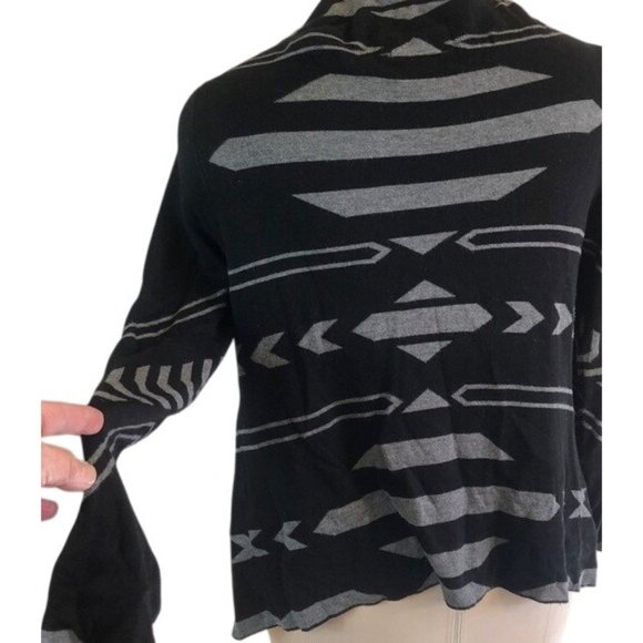Midnight Velvet Black & Gray Open Front Shawl Sweater Geometric Print Medium - Picture 4 of 6